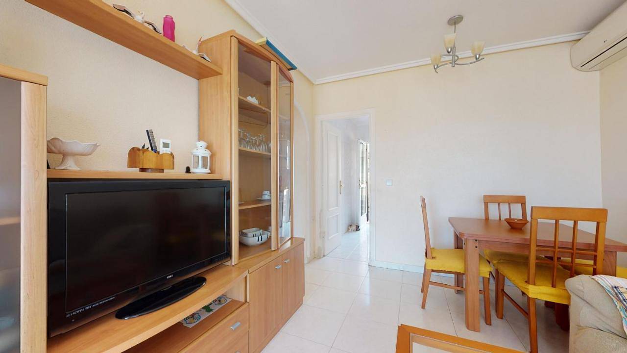 Cozy & Bright Bungalow in Torrevieja, Costa Blanca