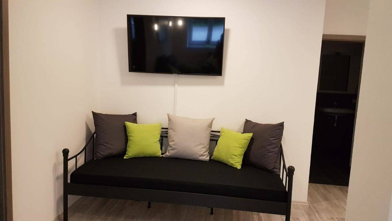 Ganze Wohnung, Gelis Ferienwohnung in Aichstetten, Region Bodensee-Oberschwaben