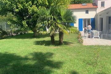 Location de vacances pour 14 personnes, avec jardin à Saint-Augustin