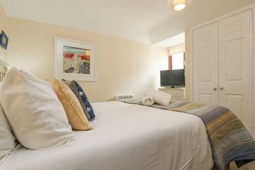 Holiday Home for 4 People in Falmouth (Cornwall), South West England, Photo 4