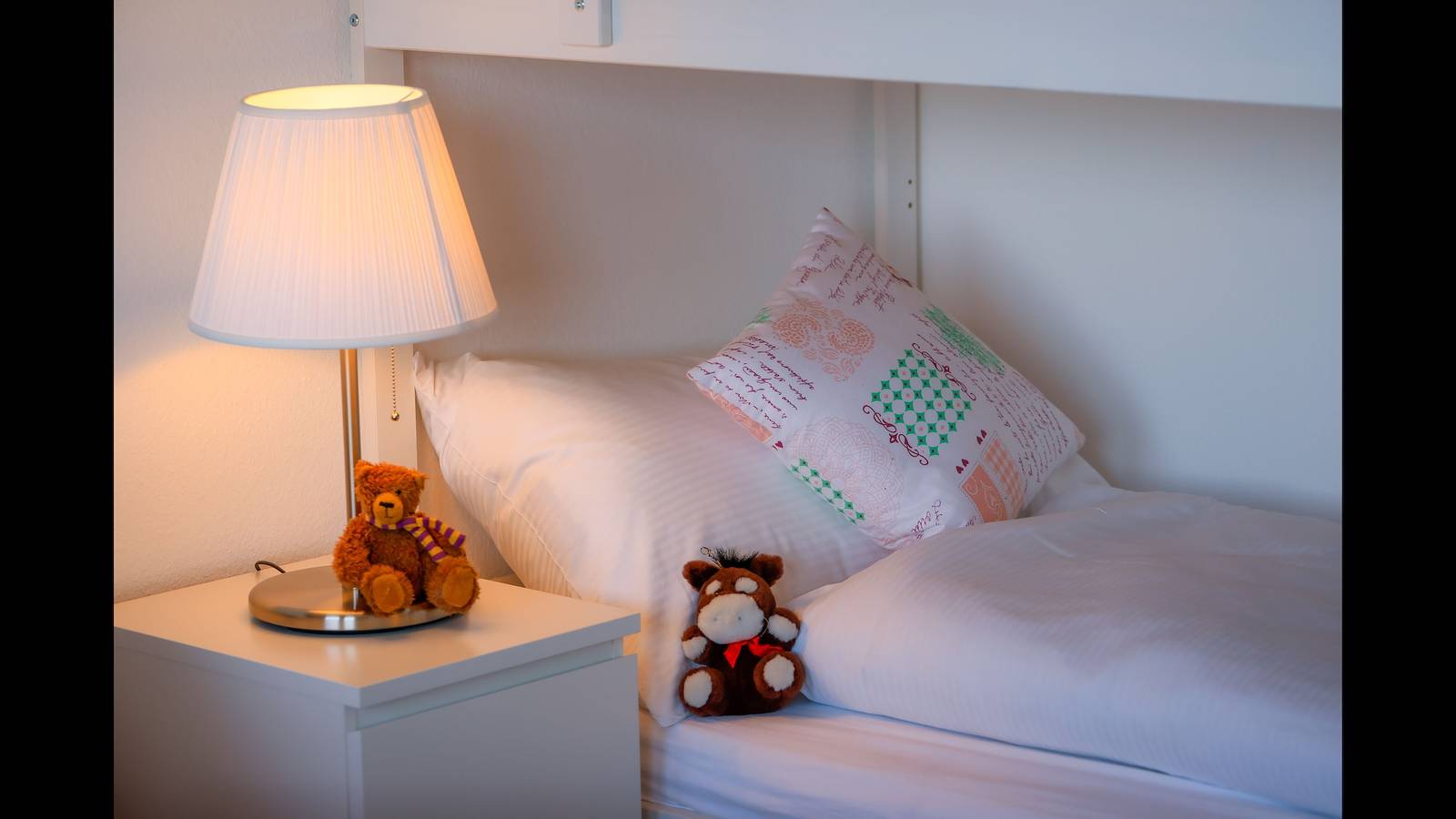Ganze Wohnung, Moderne und gemütliche 5 Zimmer Dachwohnung mit überwältigender Aussicht in Triesenberg, Rätikon Gebirgsgruppe