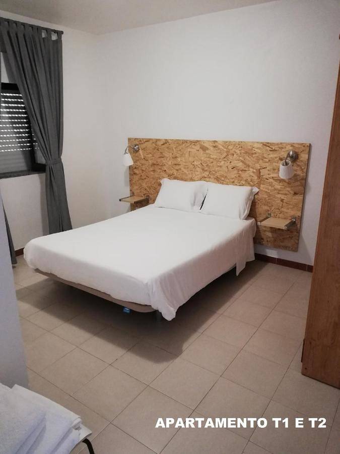 Hôtel pour 3 personnes, avec terrasse ainsi que piscine et bassin pour enfant à Vila Nova de Milfontes - 3