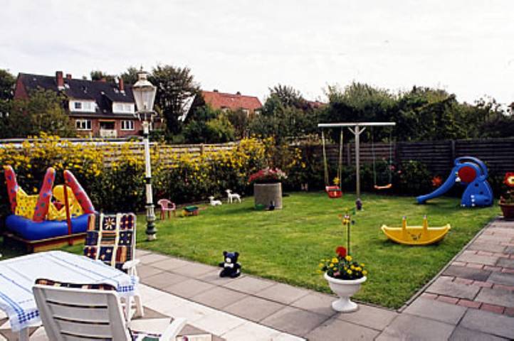 Ferienwohnung für 5 Personen, mit Terrasse und Garten in Grimmershörn - 2