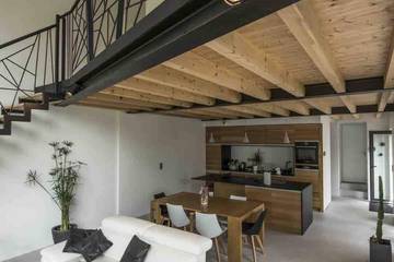 Location de vacances pour 6 personnes, avec balcon ainsi que jardin et piscine à Saint-Médard-en-Forez