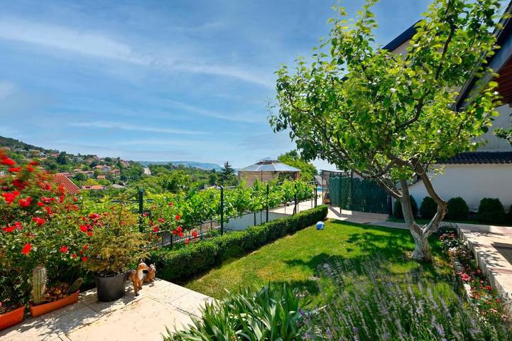 Maison d’hôte pour 20 personnes, avec piscine ainsi que jardin et vue, animaux acceptés en Bulgarie - 4
