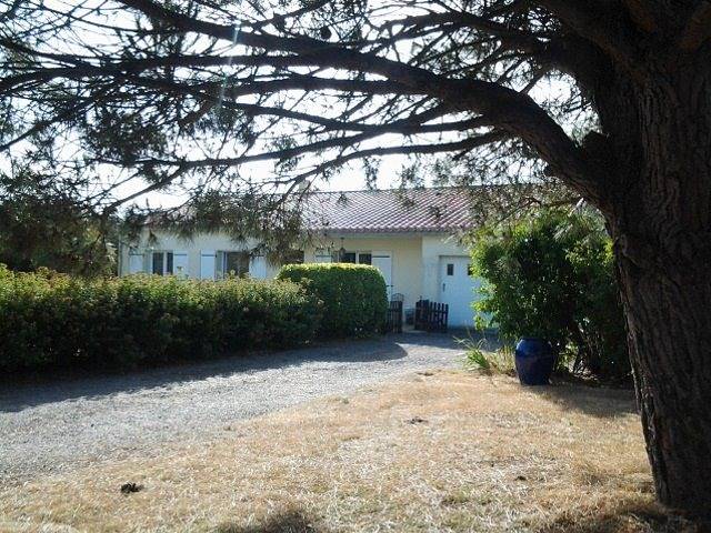 Gîte pour 7 personnes, avec piscine ainsi que terrasse et jardin, animaux acceptés à Olonne-sur-Mer - 4