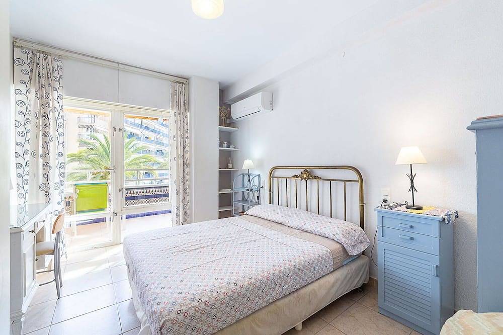 Appartamento intero, Bellissimo appartamento per 6 ospiti con Wifi, A/C, Tv, terrazza e animali ammessi in Agua Dulce, Roquetas de Mar