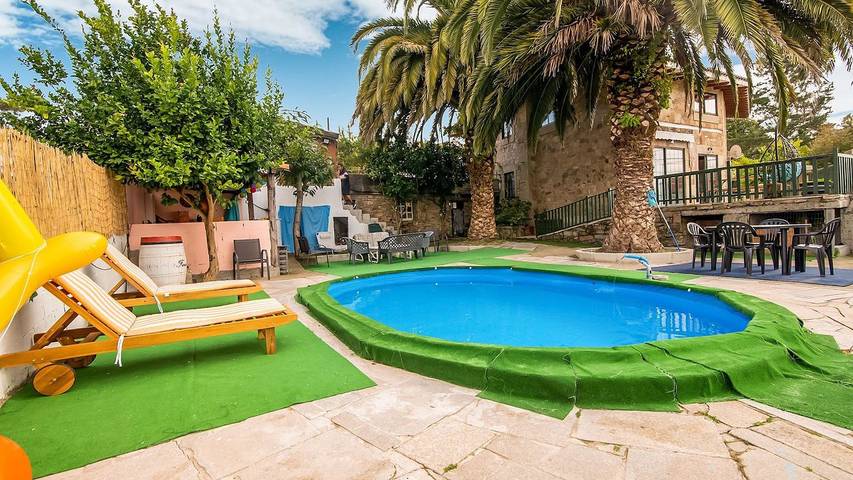 Apartamento para 10 personas, con jardín además de terraza y piscina en Ames