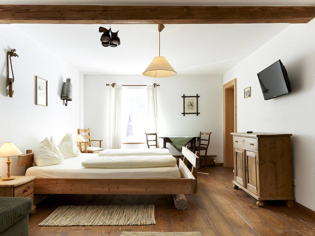 Hotelchen Döllacher Dorfwirtshaus - Doppelzimmer in Großkirchheim, Bezirk Spittal an der Drau