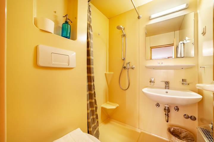 Entire apartment, Apartment "Schnalserhof Jonagold" with Mountain View, Garden & Wi-Fi in Latsch, Stilfser Joch National Park