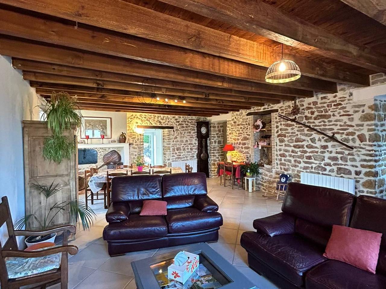 Encanto Auténtico en Berry, 11 Pers., Jardín y Wifi in Nohant-Vic, Región de La Châtre