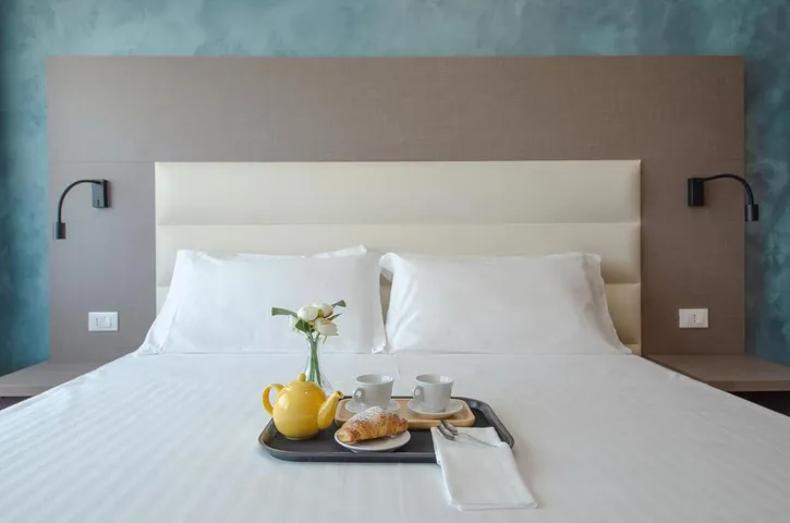 Hotel per 2 persone, con giardino e piscina, con animali domestici - 1