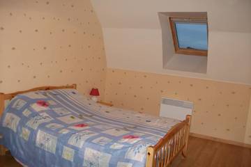 Gîte pour 6 Personnes dans Lugarde, Massif central, Photo 1