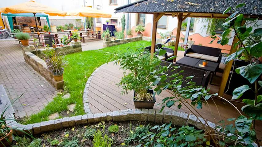 Ferienwohnung für 2 Personen, mit Garten in Dresden-Neustadt