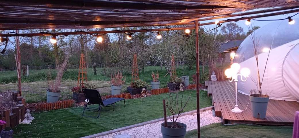 Tente pour 2 personnes, avec jardin ainsi que jacuzzi et terrasse en Ille-et-Vilaine - 2