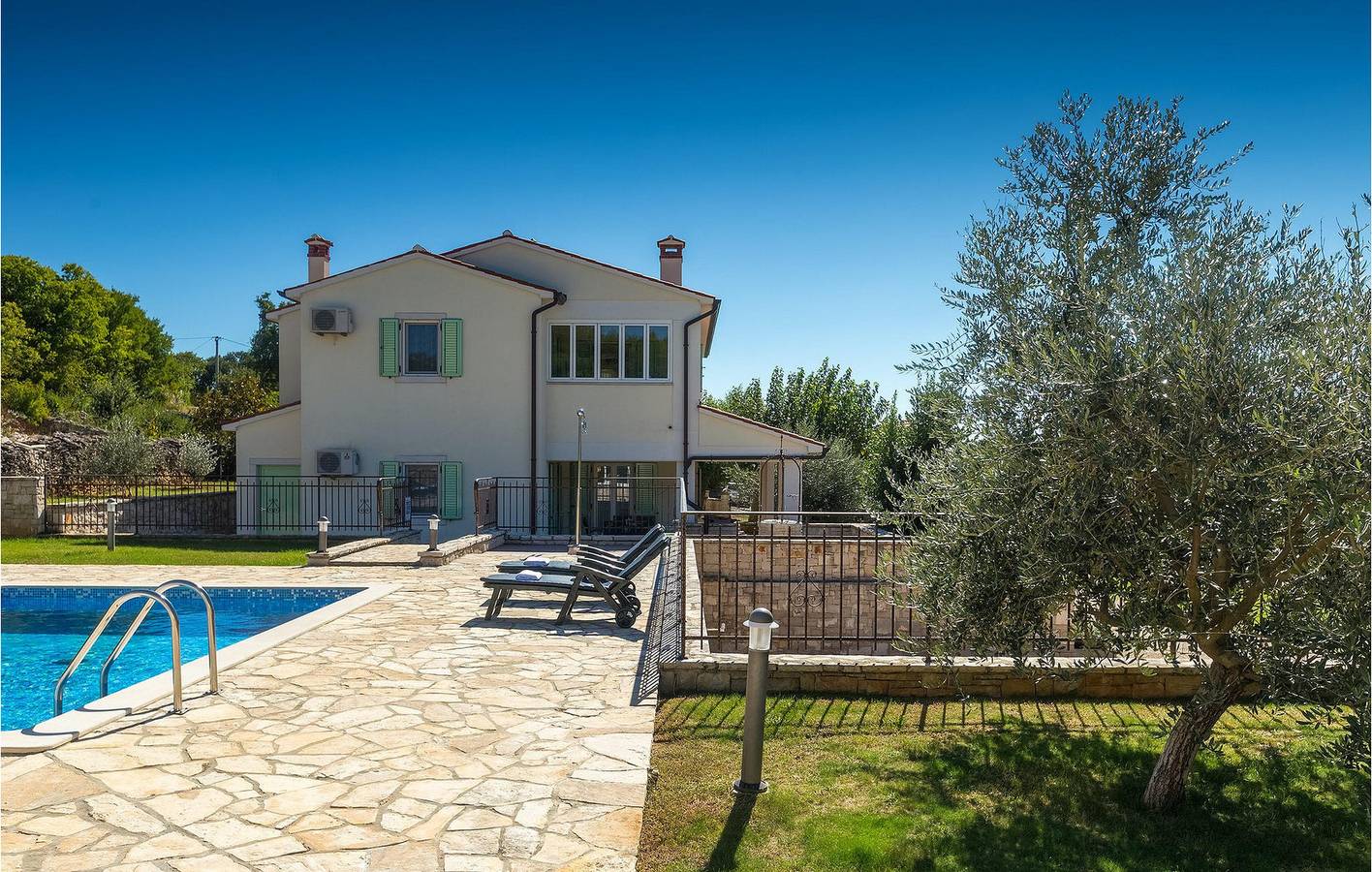 Casa de vacaciones para 8 personas in Trgetari, Costa Este de Istria