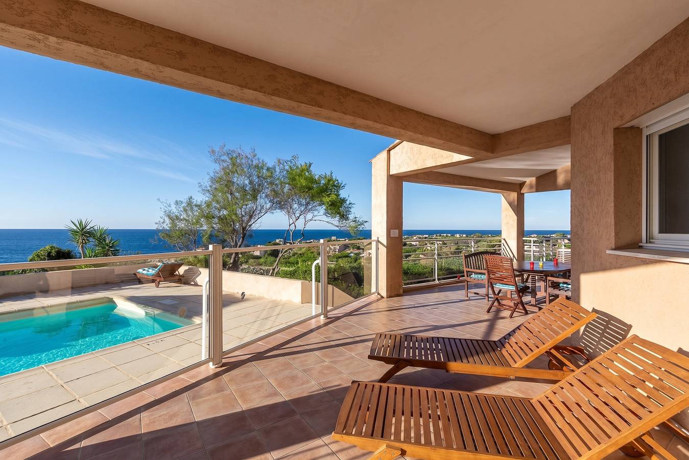 Villa panoramica vicino a La Marine De Davia in Marine de Davia, Corbara