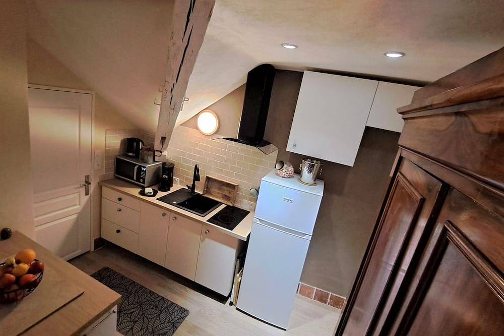Ganze Wohnung, Cosy Studio Loft Air-conditioned in Sancoins, Saint-Amand-Montrond