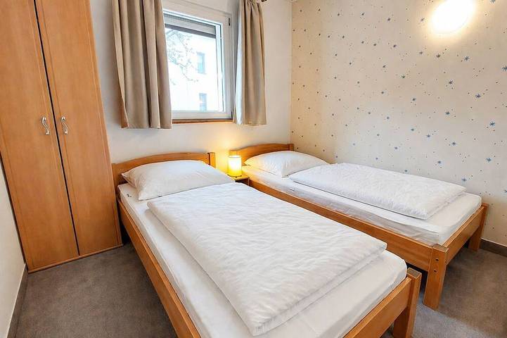 Bungalow für 4 Personen, mit Terrasse in Binz - 3