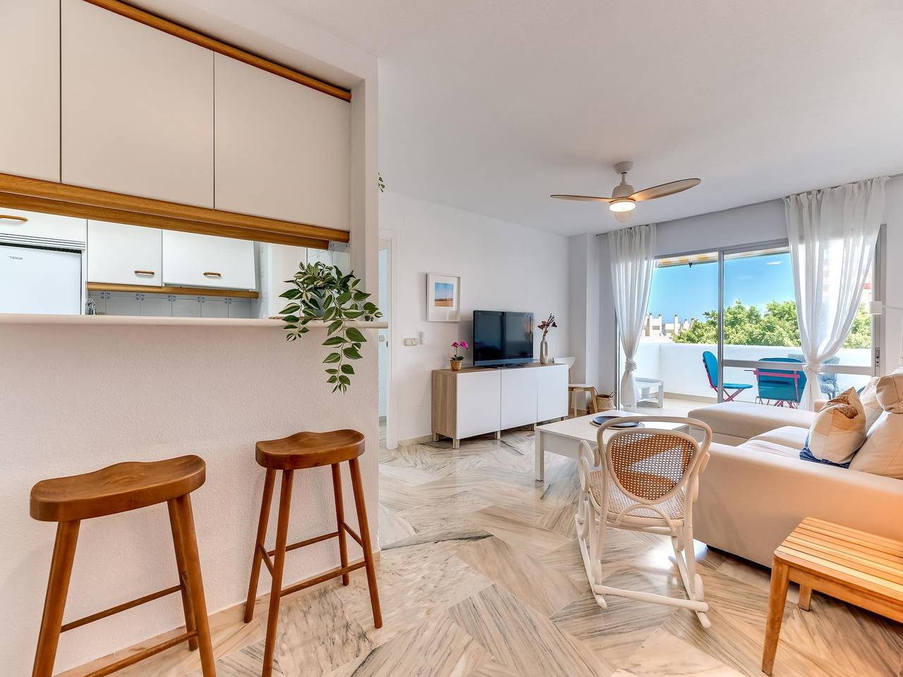 Apartamento vacacional entero, Vb Myramar 2Hab Vistas relajadas in Benalmádena Costa, Benalmádena