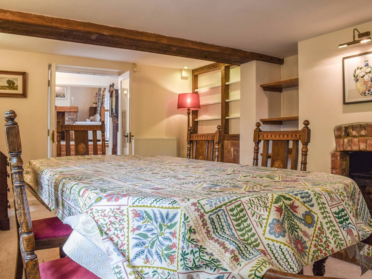 Wayside Cottage in Buckinghamshire