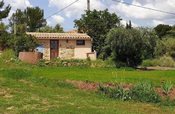 Casa de vacaciones para 3 personas, con vistas y jardín - 1