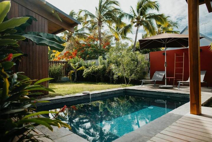 Villa pour 6 personnes, avec jardin ainsi que piscine et terrasse dans Saint-Gilles les Bains