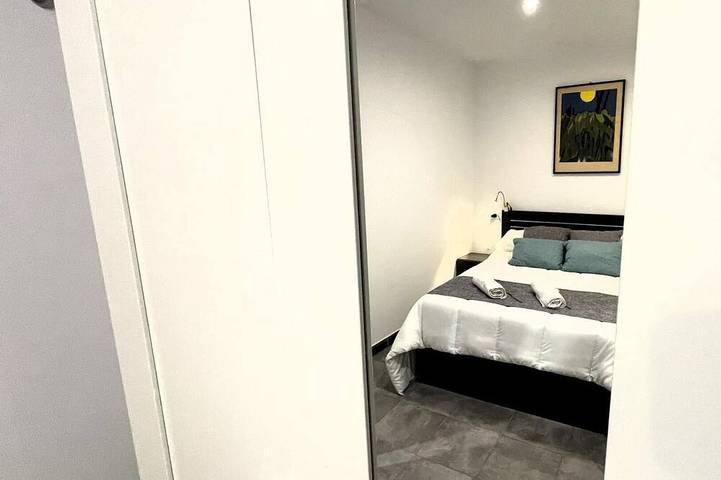 Entire apartment, Inmobooking Tarraco Mar, Air-conditioned and close to the beach in Tarragona, Costa Dorada