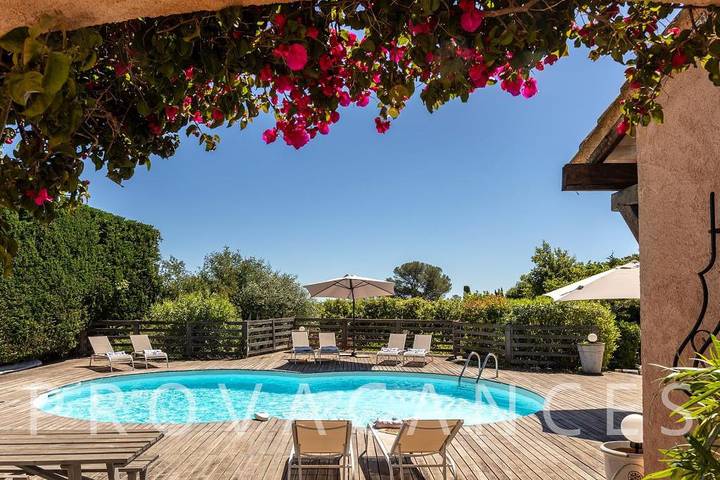 Villa pour 8 personnes, avec piscine et jardin dans Saint-Aygulf - 3