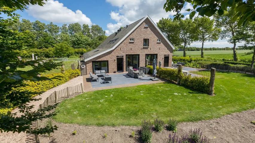 Ferienwohnung für 17 Personen, mit Garten in Vrouwenpolder