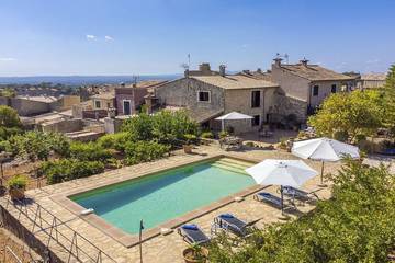 Finca für 6 Personen, mit Balkon und Garten sowie Pool in Biniamar