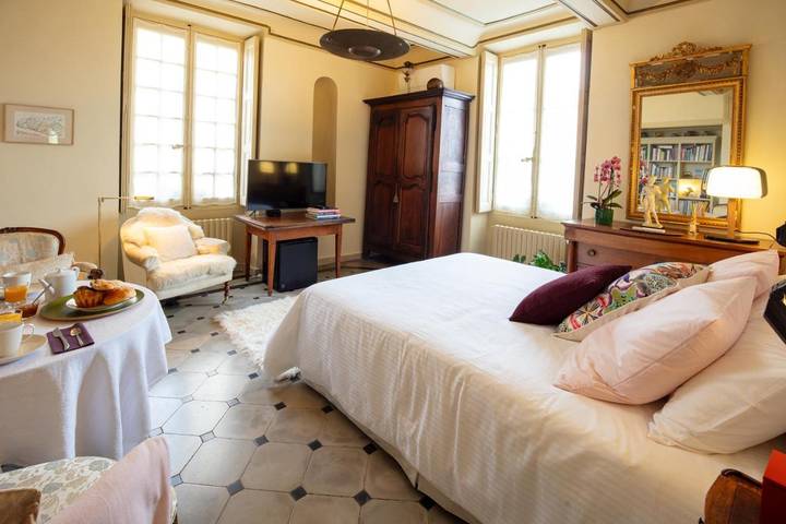 Location de vacances pour 2 personnes, avec terrasse ainsi que jardin et vue à Cabriès - 2
