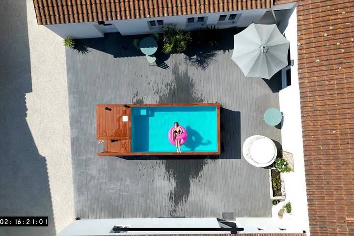 Location de vacances pour 15 personnes, avec Jardin et Piscine sur l' Île d'Oléron