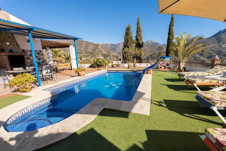 Casa rural para 5 personas, con piscina y jardín en Torrox - 4