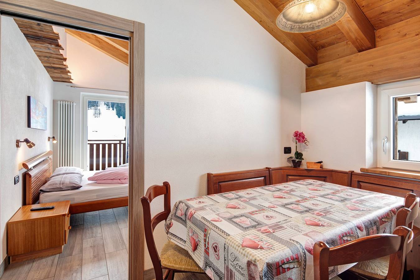 Appartement "Casa Nicoletta inverno" dicht bij de skiliften met uitzicht op de bergen, foto 6