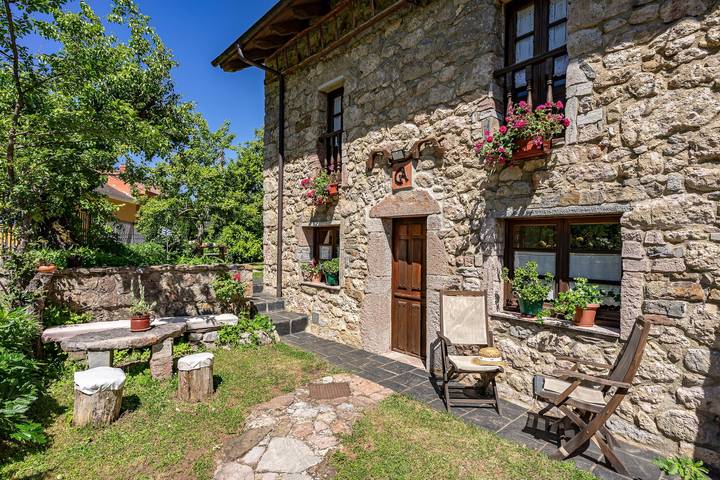 Casa rural para 3 personas, con jardín y balcón en Parque Natural de Somiedo - 4