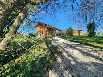 Gîte pour 4 personnes, avec jardin ainsi que vue et terrasse, animaux acceptés à Dampierre-sur-Salon