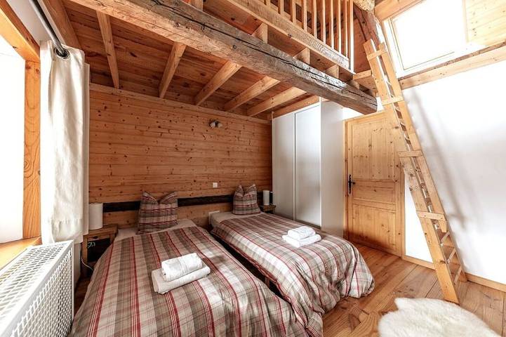 Gîte pour 22 personnes, avec jardin à Chantelouve - 3