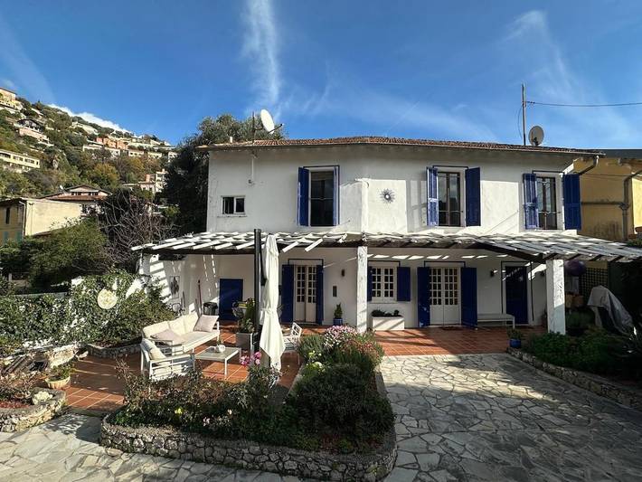 Villa pour 8 personnes, avec jardin ainsi que terrasse et vue à Menton - 3