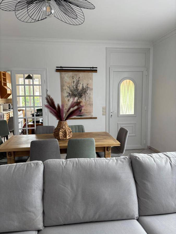 Location de vacances pour 8 personnes, avec Terrasse et Jardin dans Saint-Pierre-la-Noue