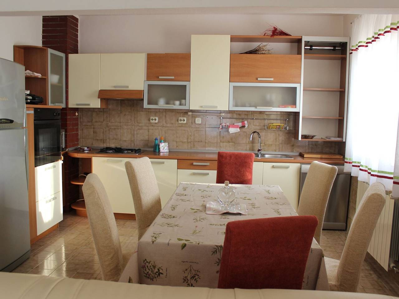 Entire apartment, Apartments Sweet Life - Three-Bedroom Apartment with Terrace and Sea view (Renata) (St) in Supetar, Brac