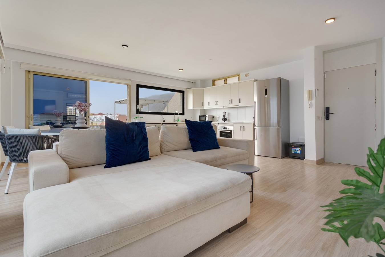 Apartamento entero, Apartamento vacacional 'Obsidian Mirador Océano' con vistas al mar, Wi-Fi y aire acondicionado in La Arena, Santiago del Teide