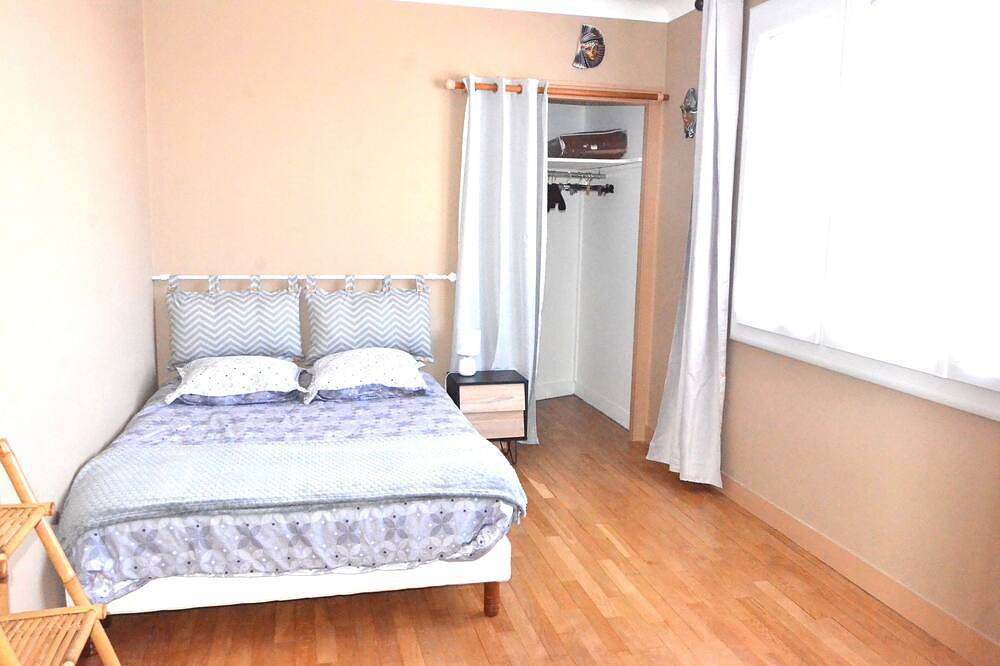 Ganze Wohnung, 5 min from town center, 3-bedroom furnished apartment, approx. 70m2, 2nd floor. in Limoges, Limoges und Umgebung