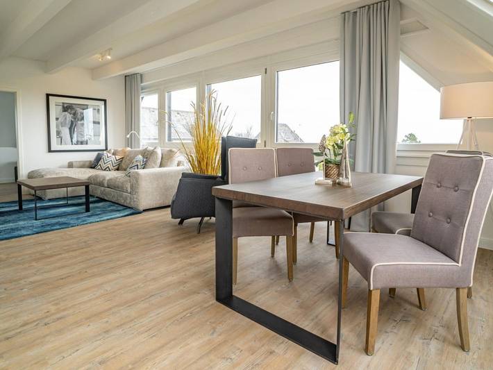 Ganze Ferienwohnung, Hüs Wattblick - Modernes App. für 4 Personen Meerblick, Pkw-Stellplatz, WLAN. Haustiere erlaubt. in Munkmarsch, Sylt (Gemeinde)