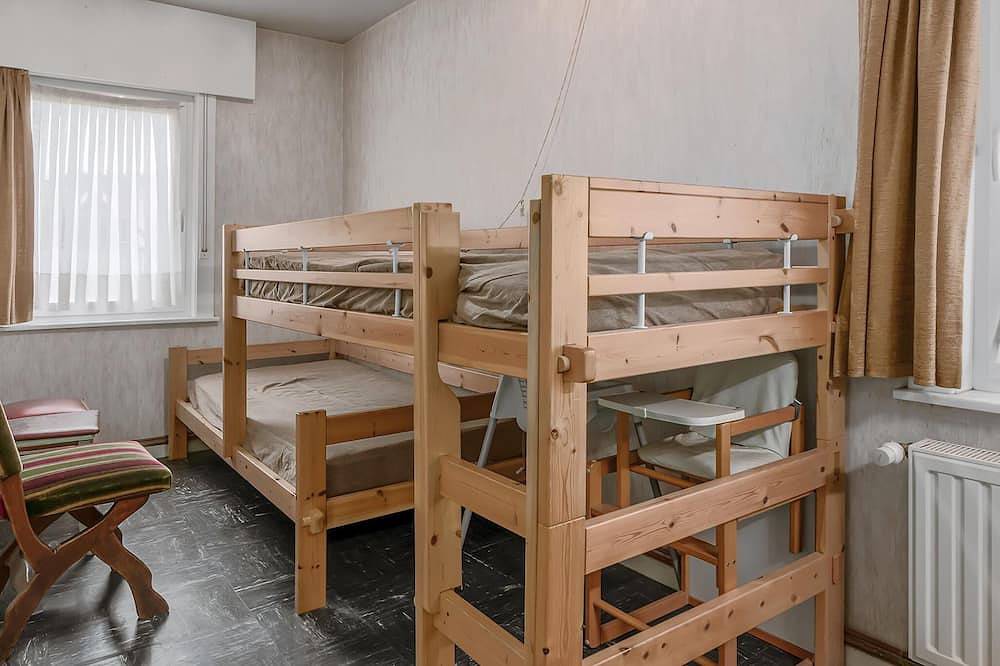 5 bedroom accommodation in Koksijde in Koksijde-Bad, Koksijde