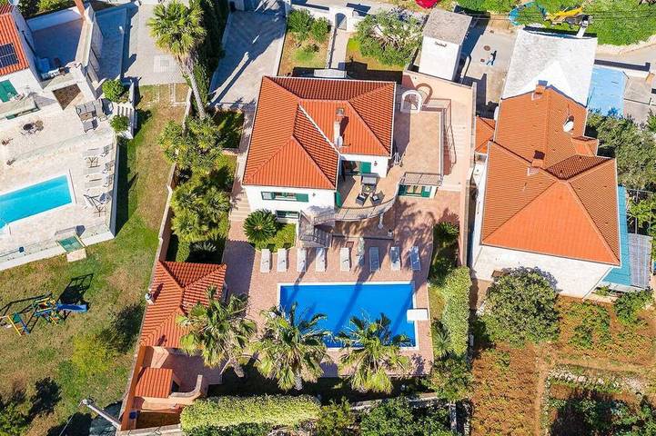 Villa für 8 Personen, mit Garten und Balkon - 1