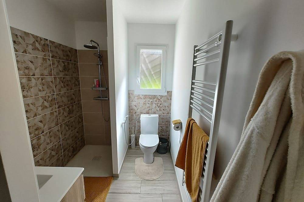 Maison de Vacances Plain Pied 6 Couchages -2 sdb - Jardin -vernet les Bains in Vernet-les-Bains, Parque Natural Regional de los Pirineos Catalanes
