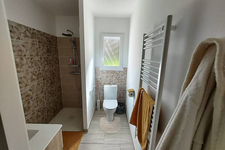 Maison de Vacances Plain Pied 6 Couchages -2 sdb - Jardin -vernet les Bains in Vernet-les-Bains, Parque Natural Regional de los Pirineos Catalanes