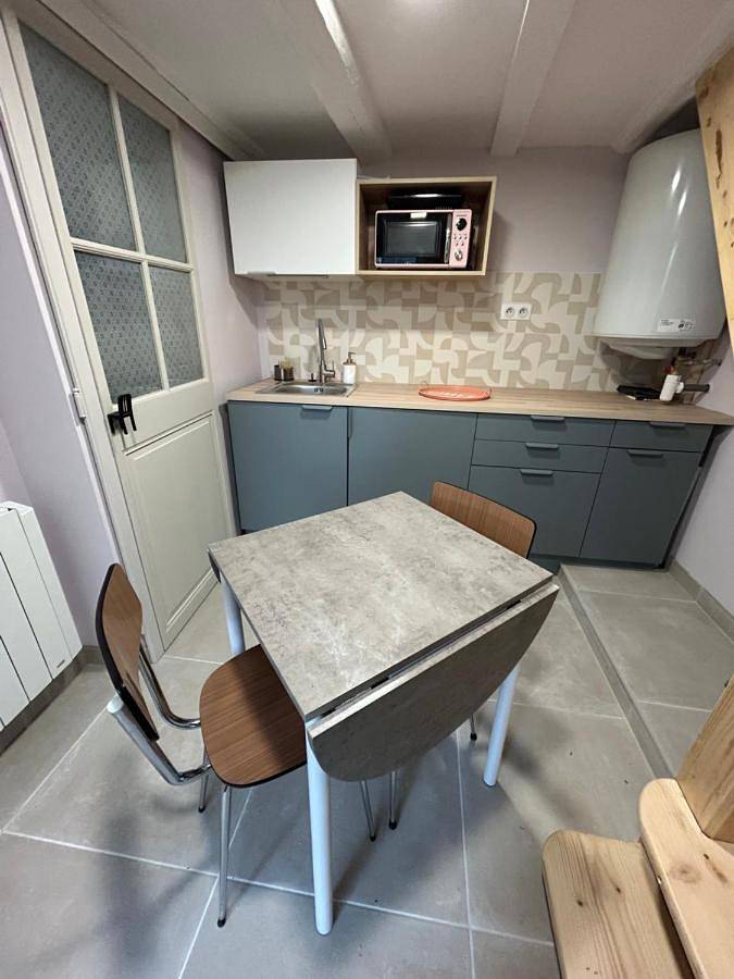 Gîte pour 2 personnes, avec vue ainsi que jardin et terrasse à Commercy - 2