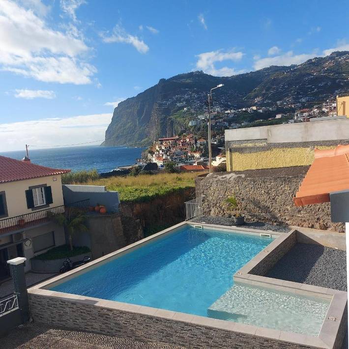 Ferienhaus für 6 Personen, mit Garten und Pool sowie Ausblick - 1